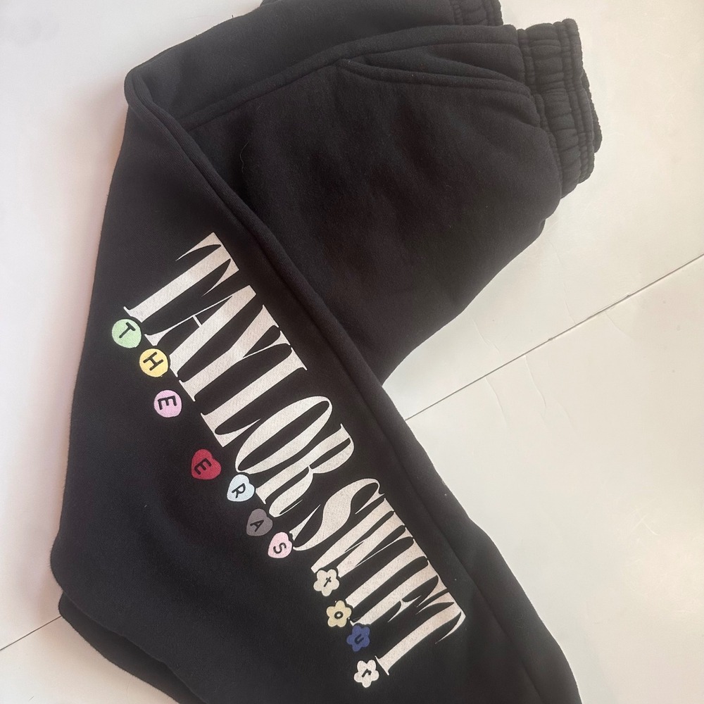 Taylor Swift The Eras Tour Black Sweatpants Joggers XS Official Merch Swiftie